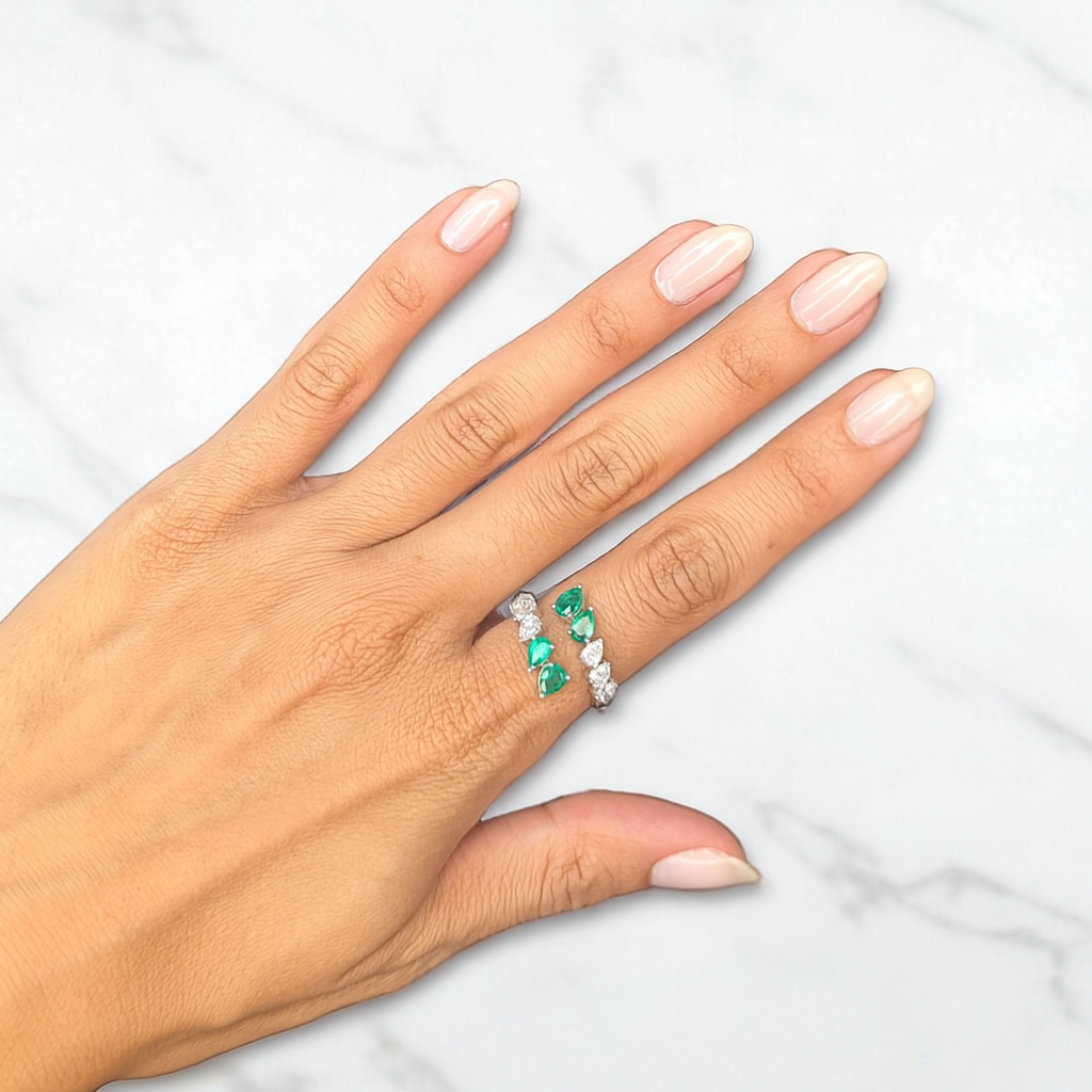 1.19 CT Emerald & Diamond Ring