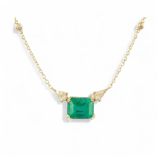 3.92 CT Emerald Gold