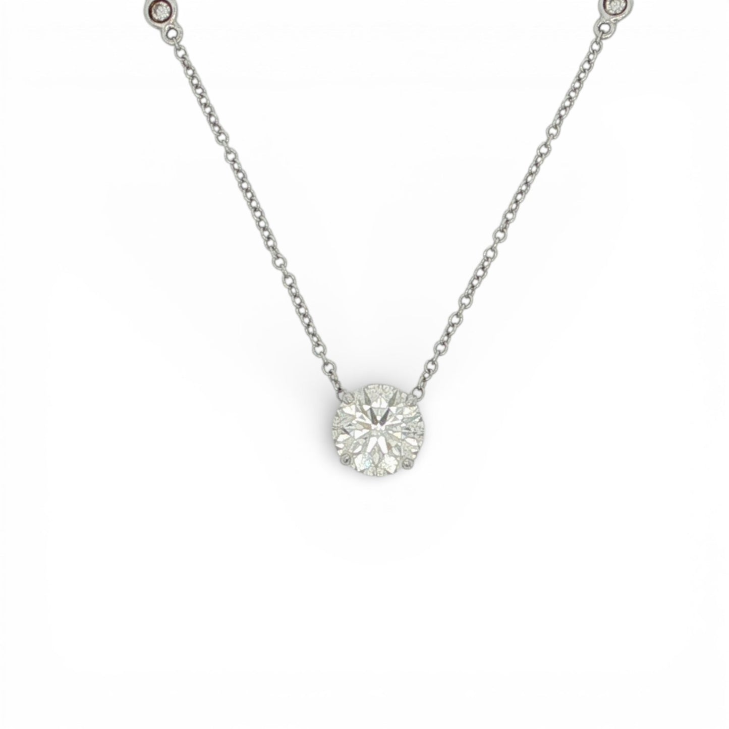 2.13 CT Diamond pendant