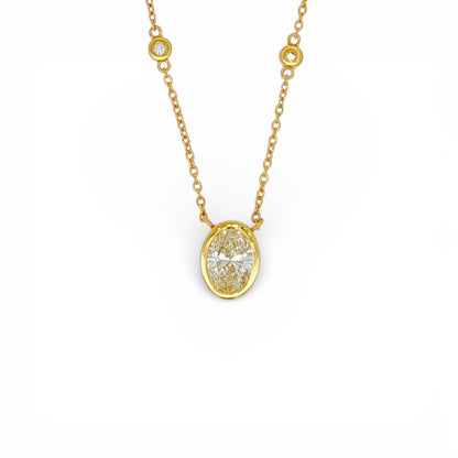 1.06 CT Yellow Diamond Pendant